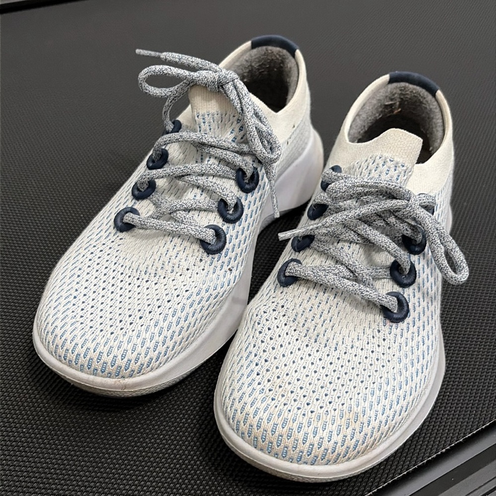 All birds wool runner size 8